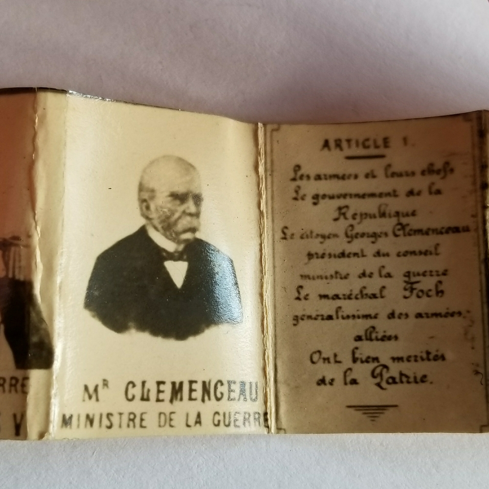 Antique WWI locket French fold out France World War 1 one sweetheart souvenir - Picture 13 of 15